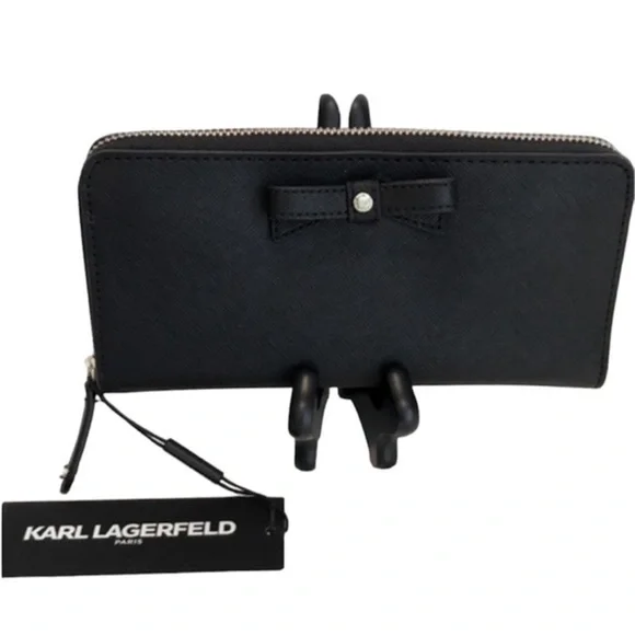 Karl Lagerfeld - ‘Knot - Fuchsia’ 13”x 15”x 5”. NWT. Firm!